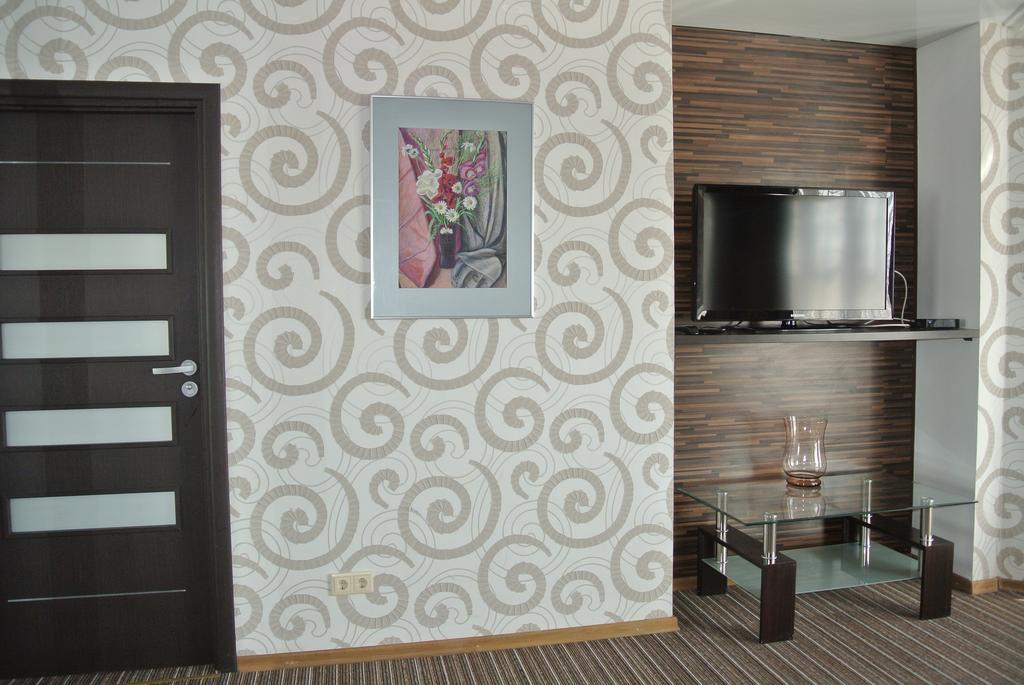 Panoramic View Apartment Poznyaky เคียฟ ภายนอก รูปภาพ