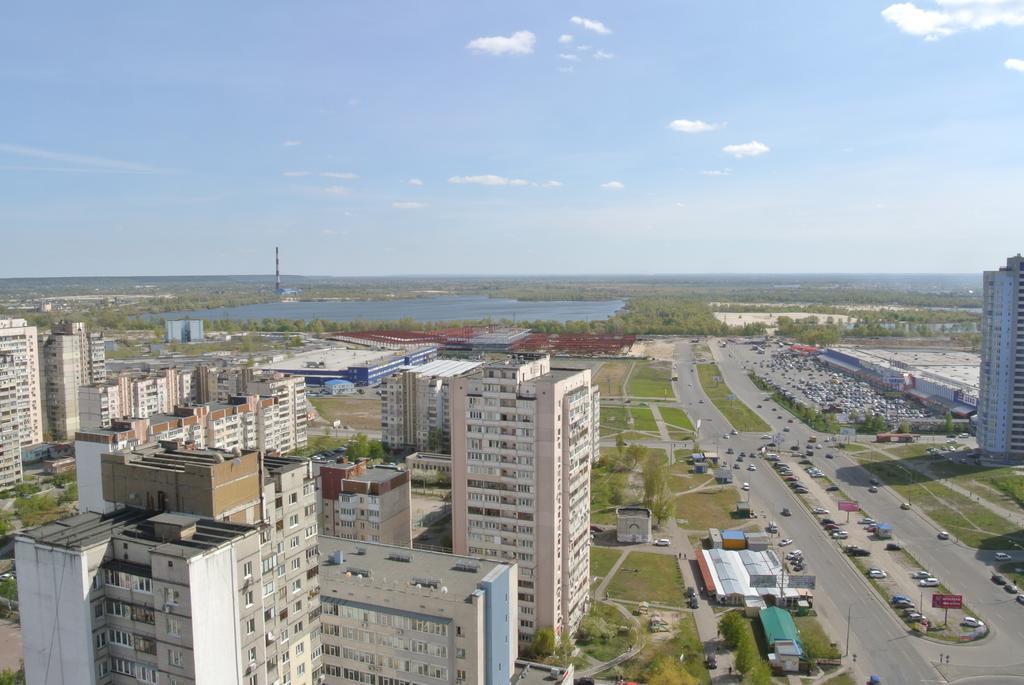 Panoramic View Apartment Poznyaky เคียฟ ภายนอก รูปภาพ