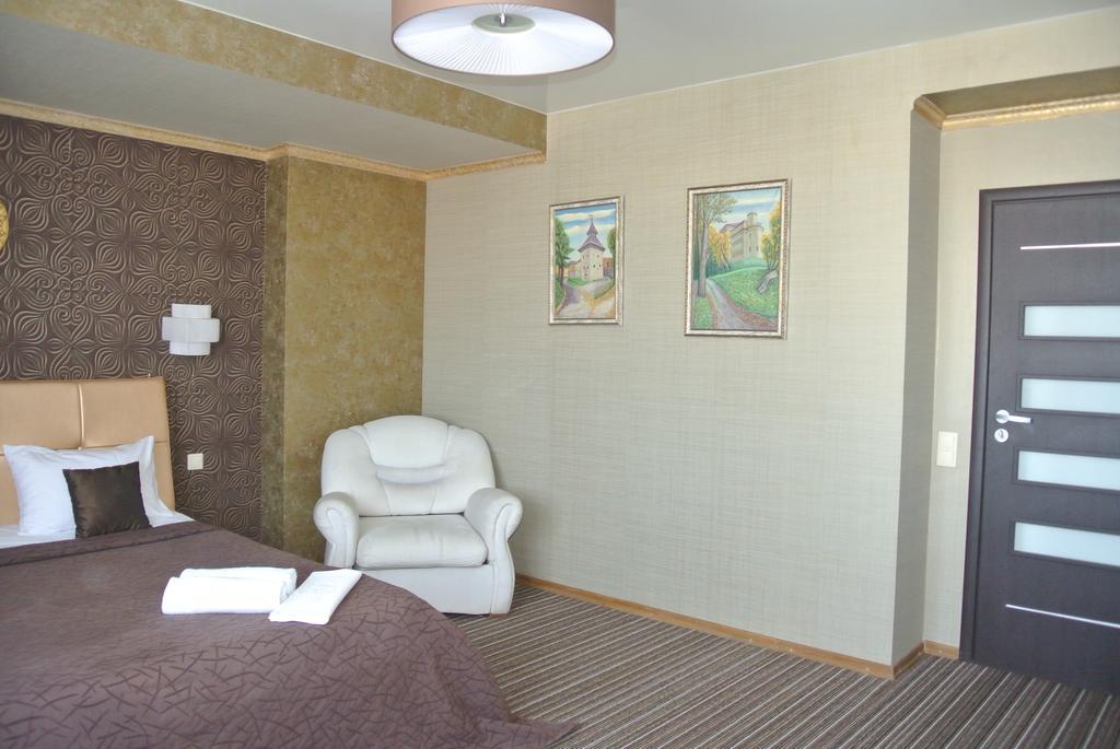 Panoramic View Apartment Poznyaky เคียฟ ภายนอก รูปภาพ